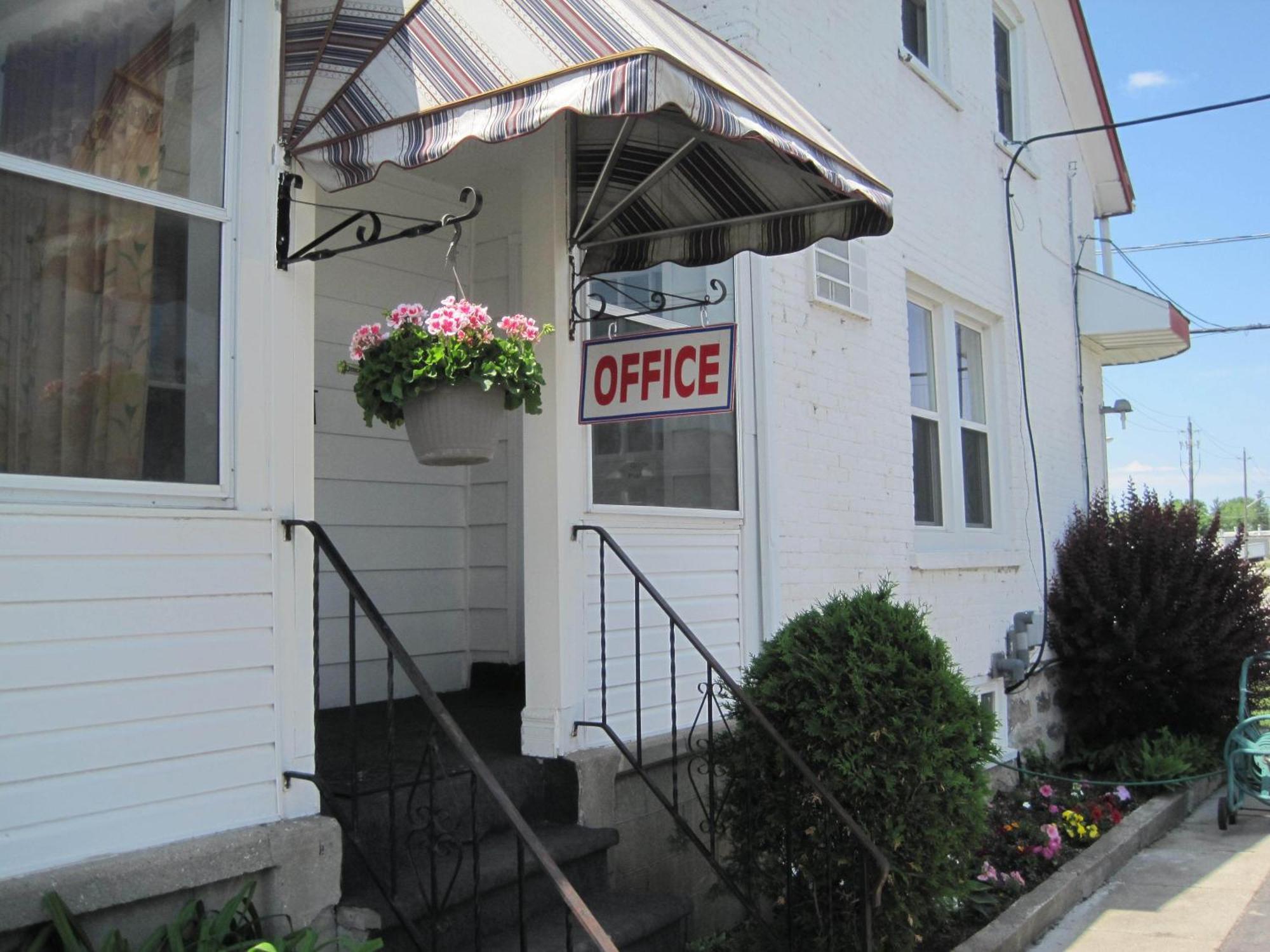 Rosecourt Motel Stratford Esterno foto